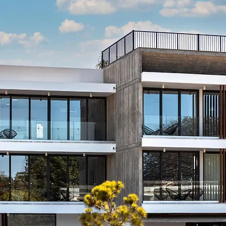 Avenue 103 3 Bed Appartamento *