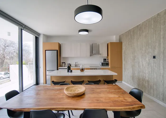 Appartamento Avenue 103 3 Bed *