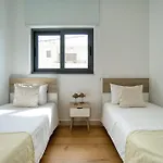 Apartment Avenue 103 3 Bed