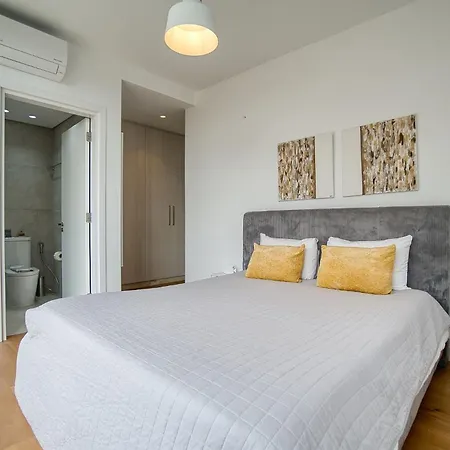Avenue 103 3 Bed