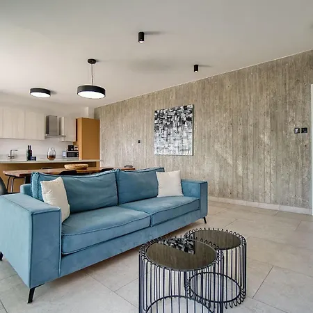 Apartment Avenue 103 3 Bed
